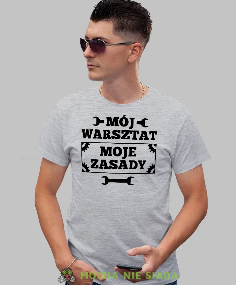 Mój warsztat moje zasady, szara męska koszulka, prezent dla mechanika, koszulka z nadrukiem dla mechanika, koszulka dla mechanika, koszulki dla mechanika, mucha niesiada, mns.webp