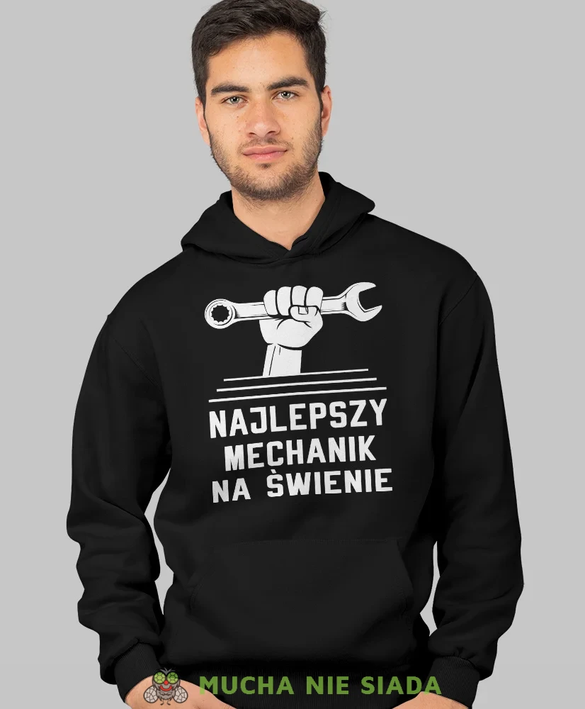 Najlepszy mechanik na świecie klucz, czarna bluza z kapturem, prezent dla mechanika, bluza z kapturem dla mechanika, bluza dla mechanika, bluzy dla mechaników, męska bluza z nadrukiem, mucha niesiada, mns.webp