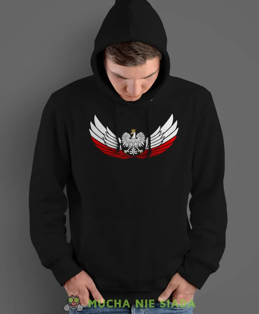 Orzeł Polski biało czerwone skrzydła, męska bluza z kapturem, bluza patriotyczna, bluzy z grafiką patriotyczną, dla mężczyzny, bluzay patriotyczne, bluza Polska, bluzy patriotyczne z kapturem.webp