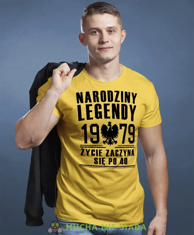 Narodziny legendy życie zaczyna się po 20, 30, 40, 50, 60, 70 ... Koszulka urodzinowa żółta