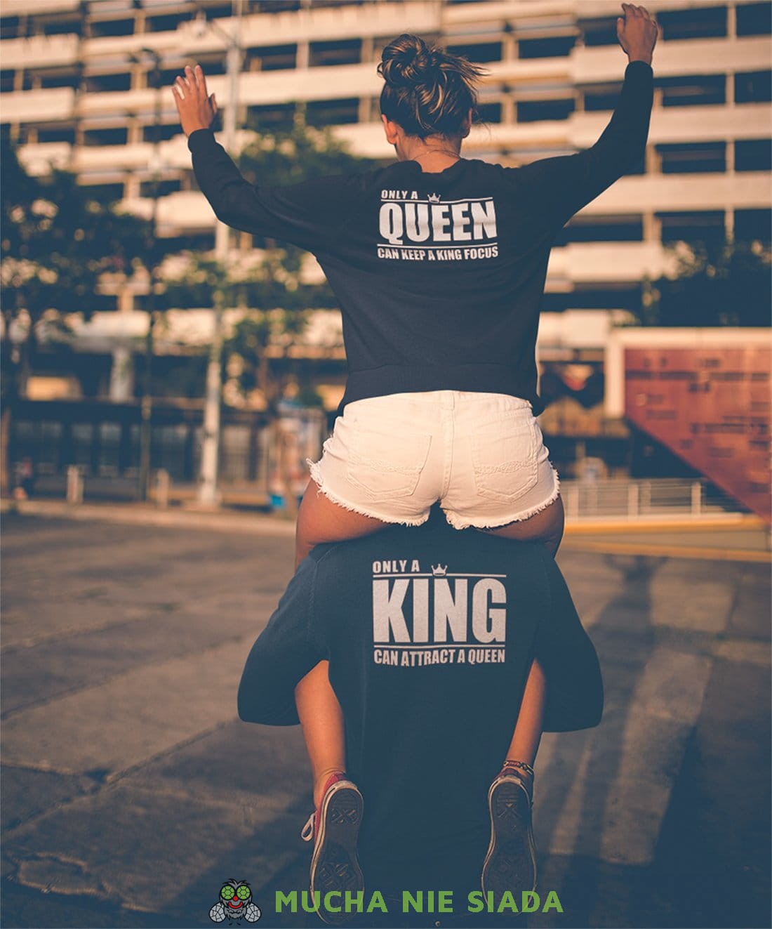 Only a King can attract a Queen Only a Queen can keep a King focus Bluzy dla par unisex