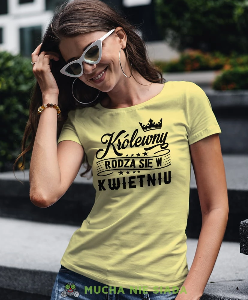 królewny rodzą się w żółta koszulka urodzinowa na urodziny.jpg