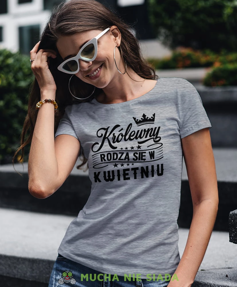 królewny rodzą się w szara koszulka urodzinowa na urodziny.jpg