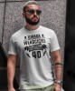 uwaga właściciel tej koszulki przekroczył... biała męska koszulka urodzinowa z nadrukiem na urodziny.jpg