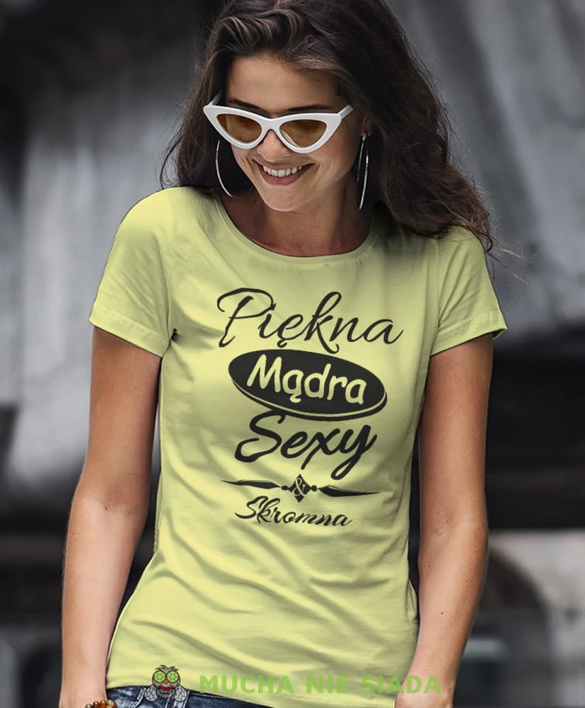 piękna mądra sexy i skromna żółta damska koszulka z nadrukiem na prezent dla dziewczyny.jpg