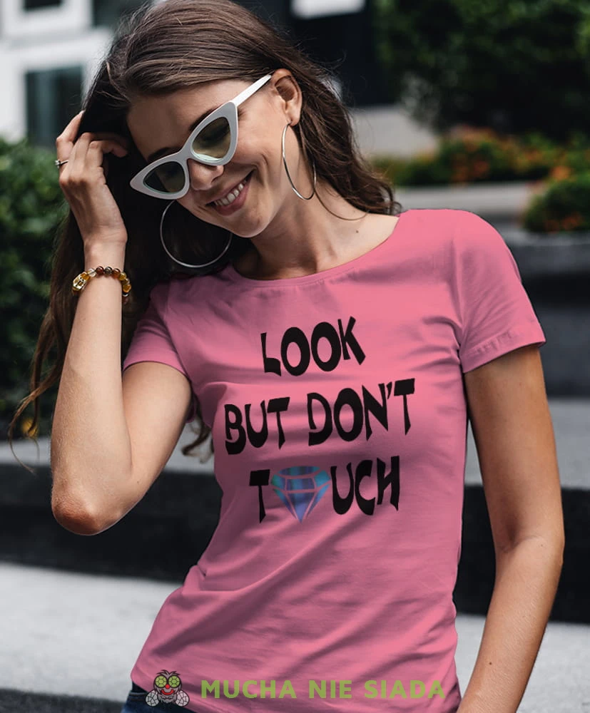 look but don't touch różowa damska koszulka z nadrukiem na prezent dla dziewczyny dla żony.jpg