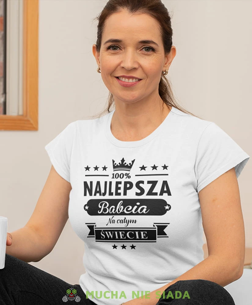 najlepsza babcia na całym świecie biała damska koszulka dla babci z nadrukiem babcia.jpg