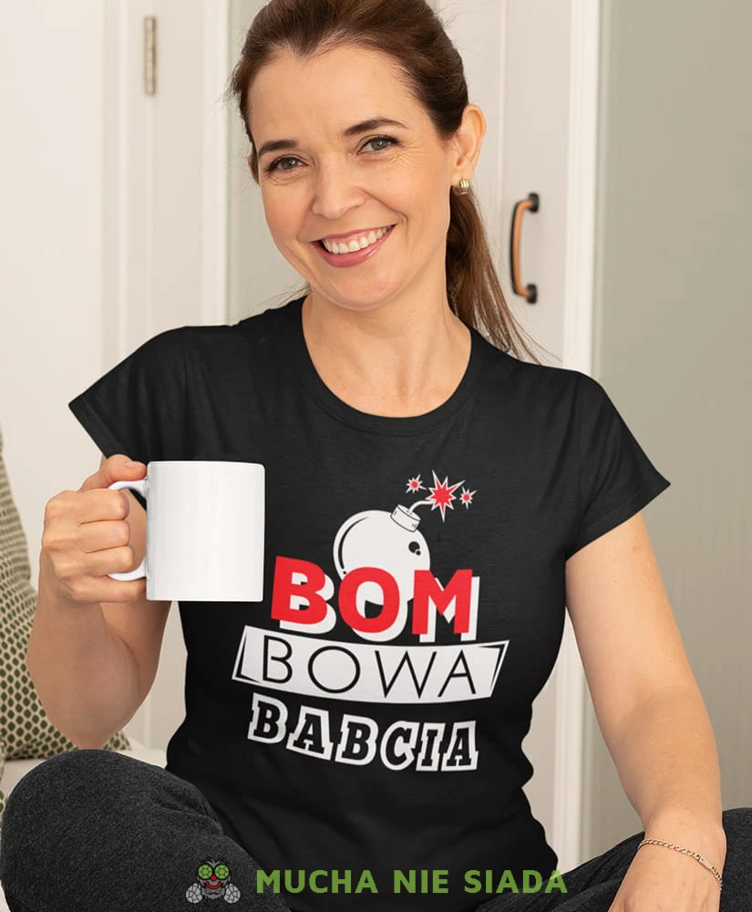 bombowa babcia czarna damska koszulka dla babci z nadrukiem babcia.jpg
