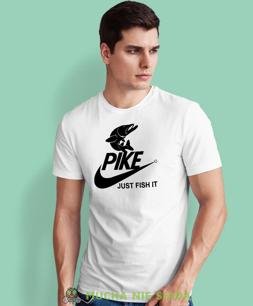 pike just fish it, biała męska koszulka z nadrukiem, na co dzień, na prezent, fajna koszulka, dla chłopaka.jpg