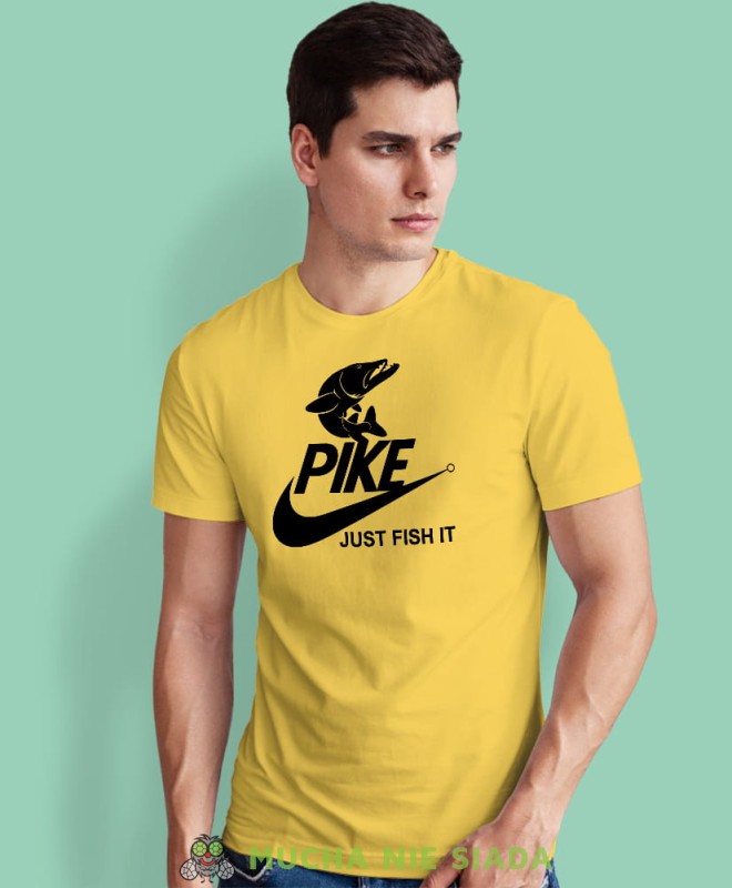 pike just fish it, żółta męska koszulka z nadrukiem, na co dzień, na prezent, fajna koszulka, dla chłopaka.jpg