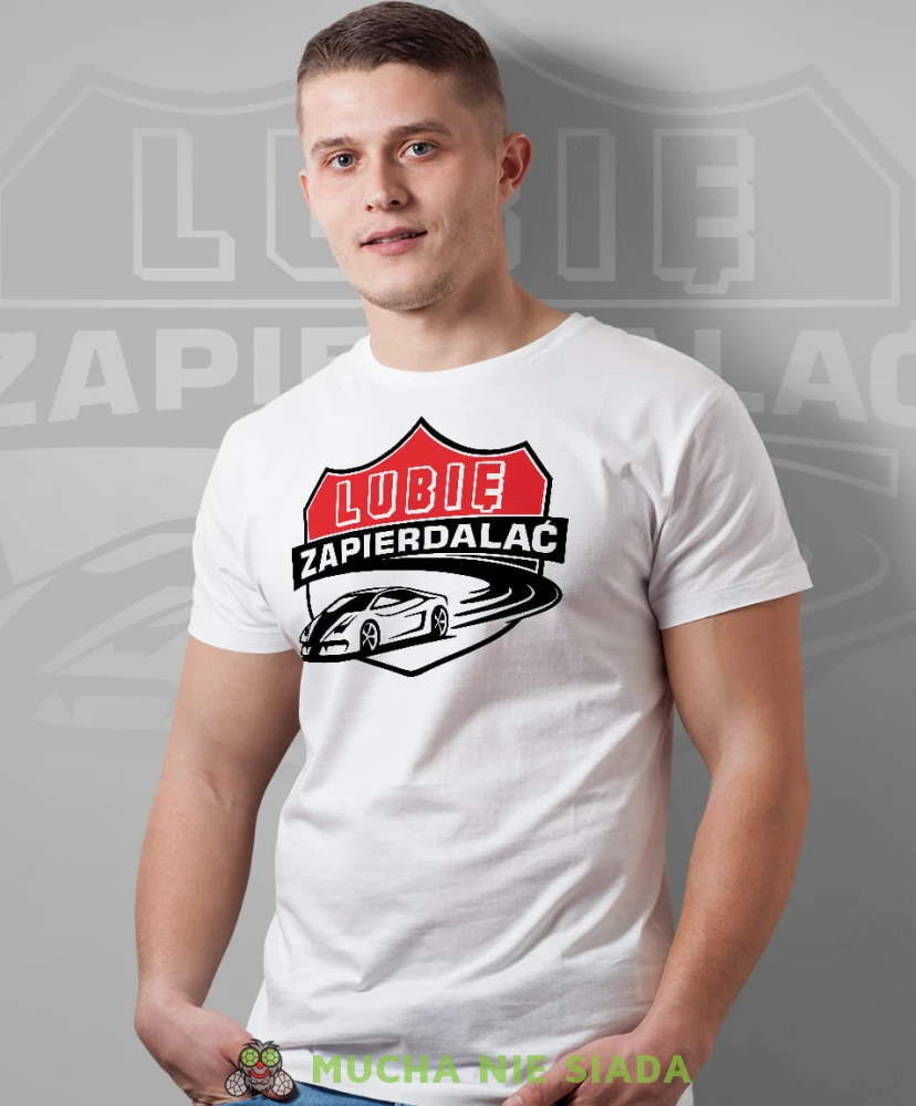 lubię zapierdalać super auto biała męska koszulka z nadrukiem na co dzień, na prezent, fajna koszulka, dla męża, dla chłopaka, super prezent.jpg