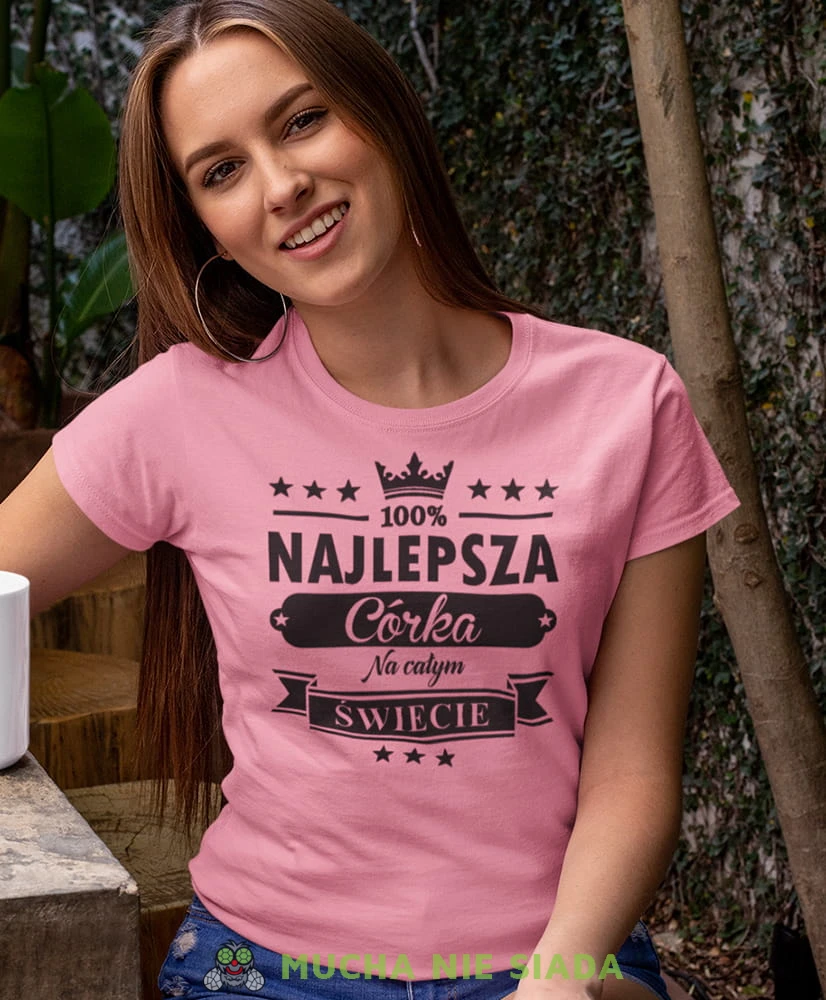 najlepsza córka na całym świecie różowa koszulka damska z nadrukiem dla córki na prezent urodziny.jpg