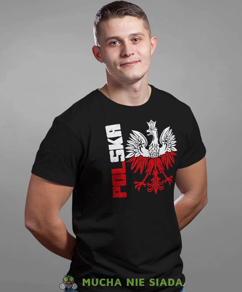 Polska Orzeł biało czerwony, czarna męska koszulka z nadrukiem, koszulka patriotyczna, koszulki z grafiką patriotyczną, dla mężczyzny, dla chłopaka na prezent, koszulka Polska, koszulki Polska.jpg