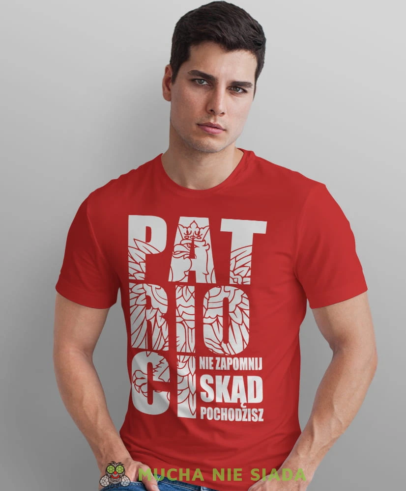 patrioci nie zapomnij skąd pochodzisz, czerwona męska koszulka z nadrukiem, koszulka patriotyczna, koszulki z grafiką patriotyczną, dla mężczyzny, dla chłopaka na prezent.jpg