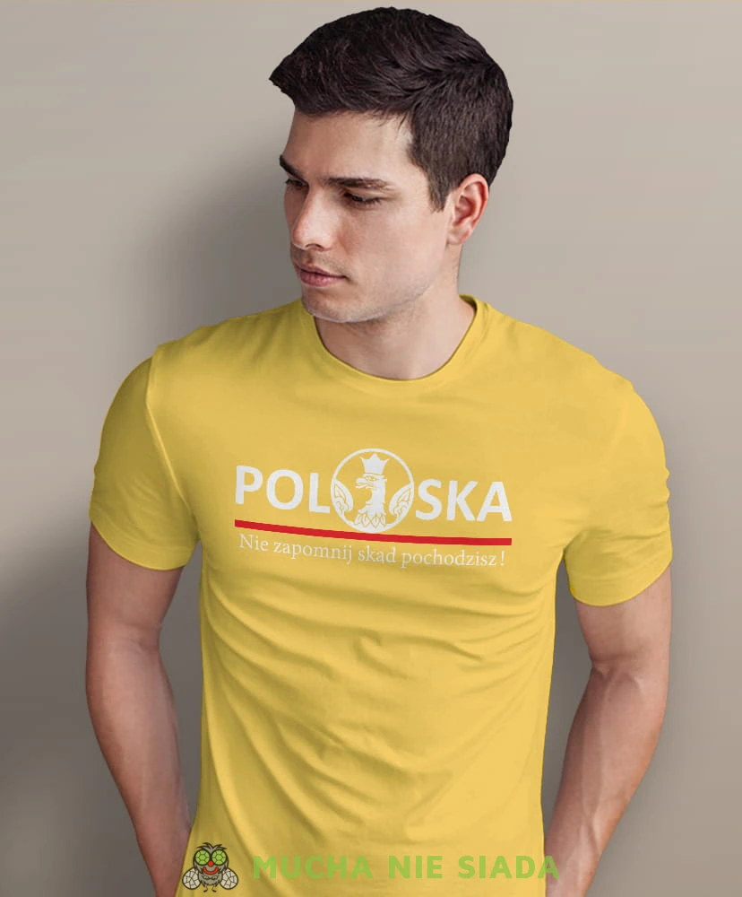 Polska nie zapomnij skąd pochodzisz, żółta męska koszulka z nadrukiem, koszulka patriotyczna, koszulki z grafiką patriotyczną, dla mężczyzny, dla chłopaka na prezent, koszulka Polska, koszulki Polska.jpg