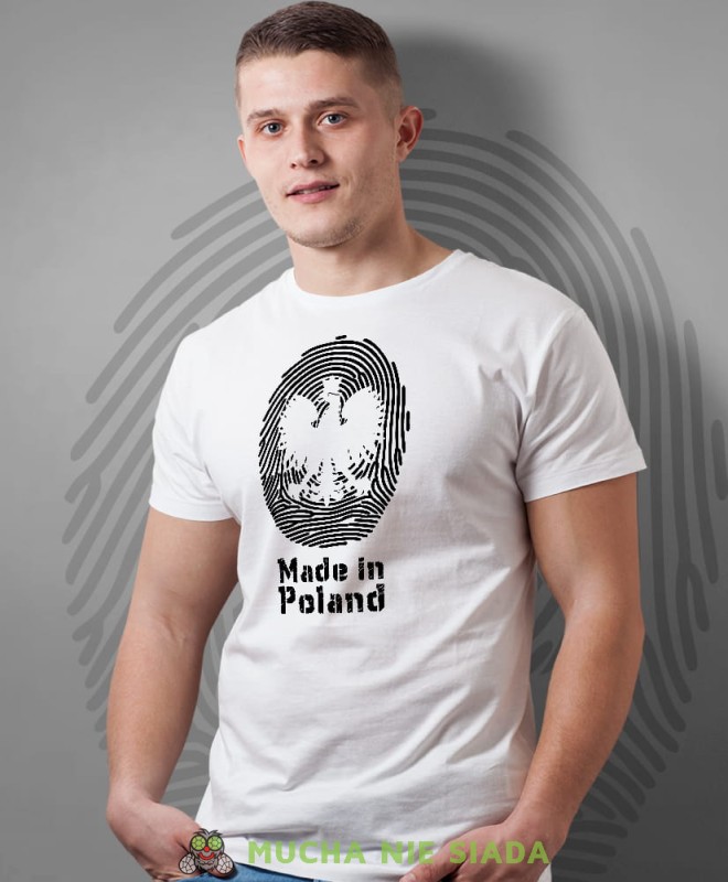 made in Poland, orzeł, odcisk palca, biała męska koszulka z nadrukiem, koszulka patriotyczna, koszulki z grafiką patriotyczną, dla mężczyzny, dla chłopaka na prezent, koszulka Polska, koszulki Polska.jpg