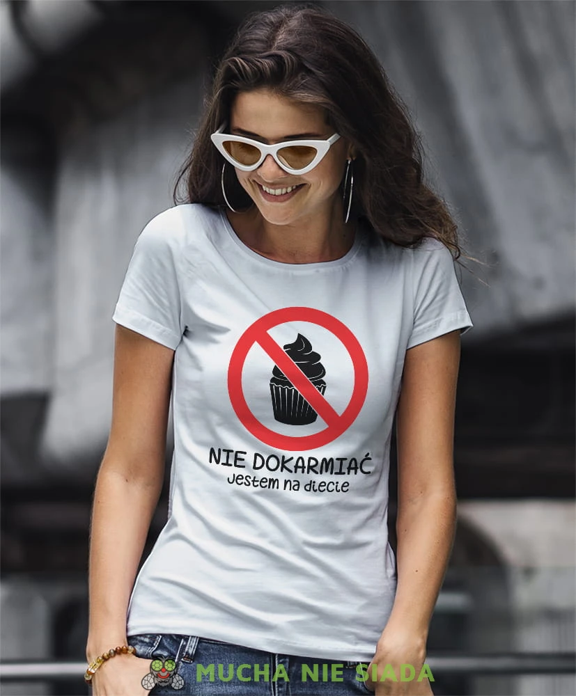 nie dokarmiać jestem na diecie biała koszulka.jpg