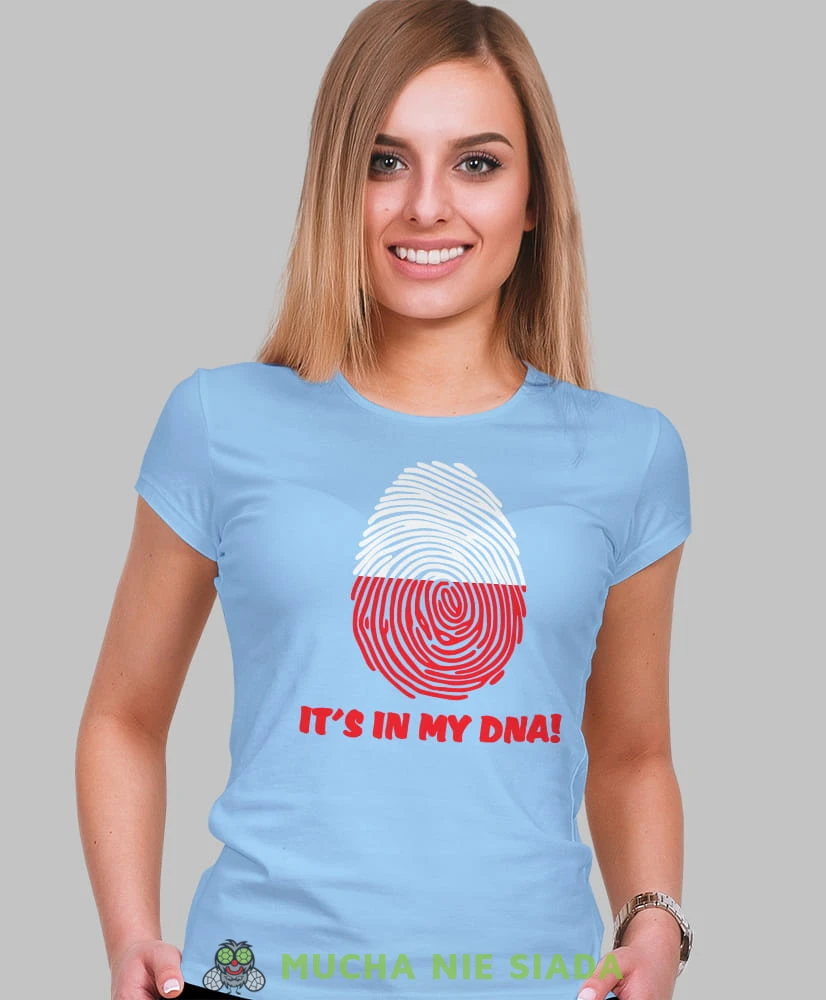 it's in my DNA jasnoniebieska damska koszulka patriotyczna, patriotka, koszulka dla niej, dla dziewczyny, koszulka na prezent.jpg