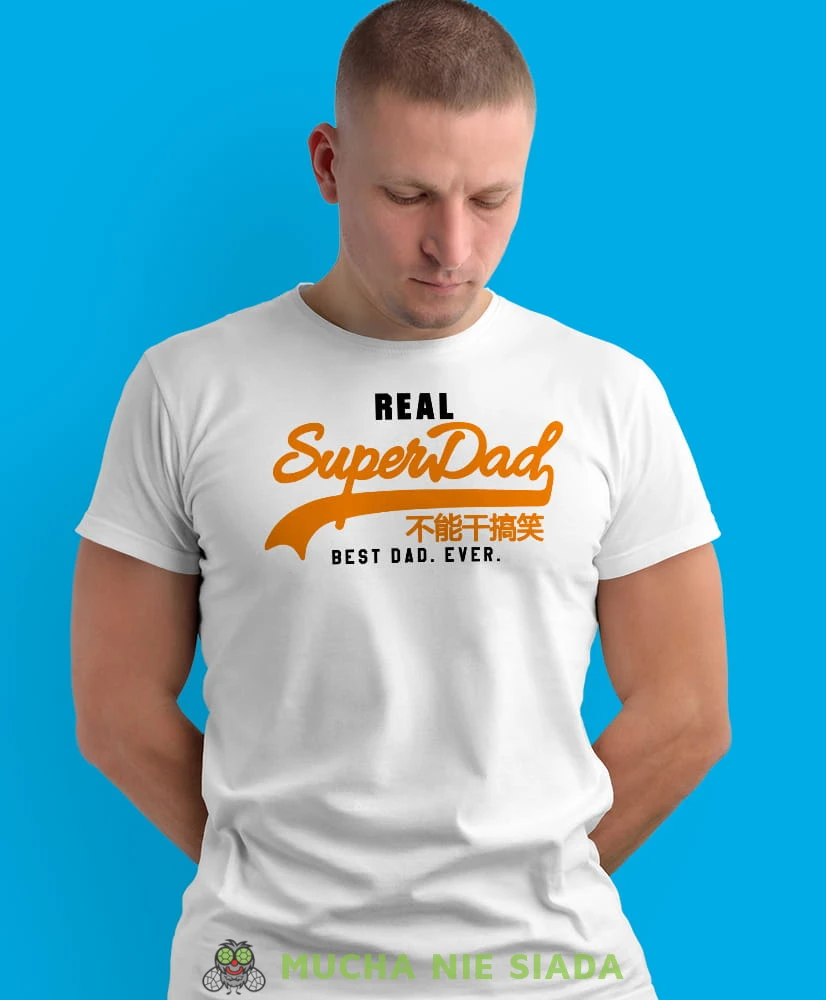 real superdad best dad ever, biała męska koszulka dla taty, koszulka z nadrukiem, na prezent, na urodziny.jpg