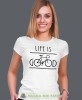 life is good, biała damska koszulka rowerowa z nadrukiem, na rower, fajna koszulka dla rowerzystki, na co dzień, na prezent.jpg