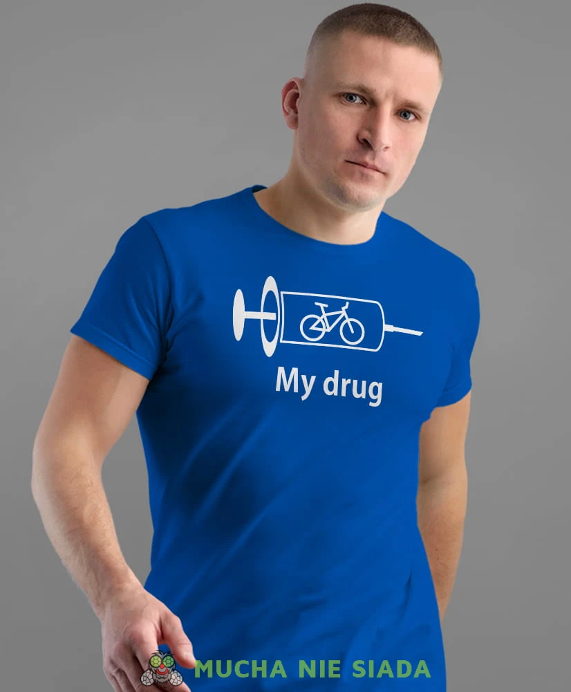 bike is my drug, niebieska męska koszulka rowerowa z nadrukiem, na rower, na co dzień, na prezent, fajna koszulka dla chłopaka, rower, rowerzysta.jpg