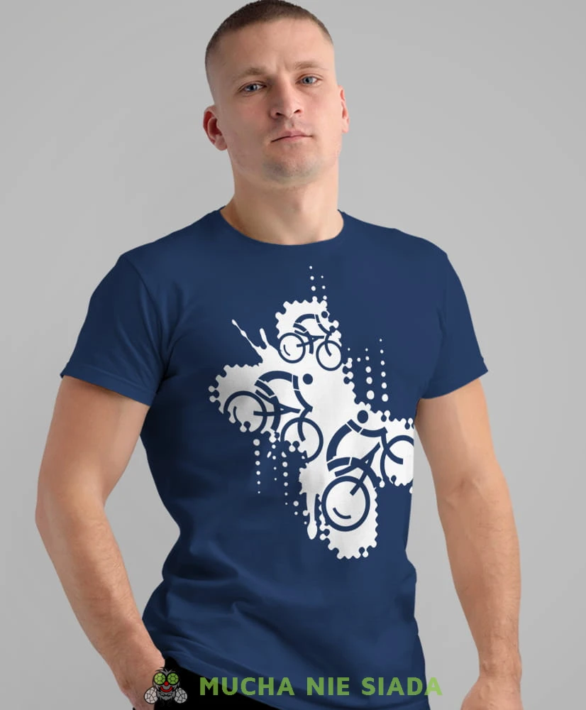 rowerzyści, granatowa męska koszulka rowerowa z nadrukiem, na rower, na co dzień, na prezent, fajna koszulka dla chłopaka, rower, rowerzysta.jpg