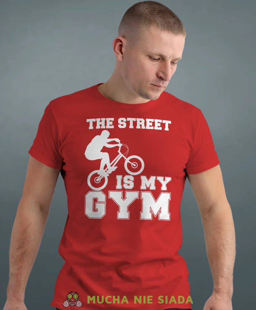 the street is my gym, czerwona męska koszulka rowerowa z nadrukiem, na rower, na co dzień, na prezent, fajna koszulka dla chłopaka, rower, rowerzysta.jpg