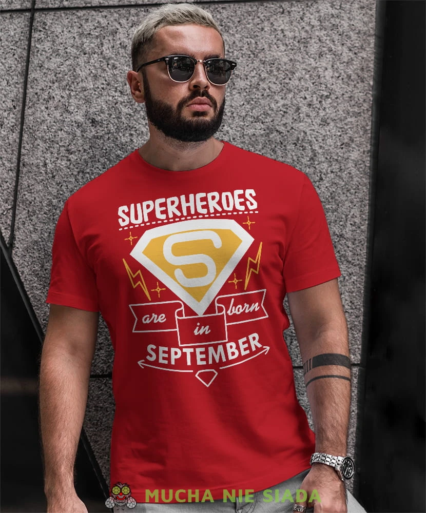 superheroes are born in... czerwona męska koszulka urodzinowa, na urodziny, na prezent.jpg