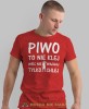 piwo to nie klej więc nie wąchaj tylko chlej, czerwona męska koszulka z nadrukiem na co dzień, na prezent, fajna koszulka.jpg
