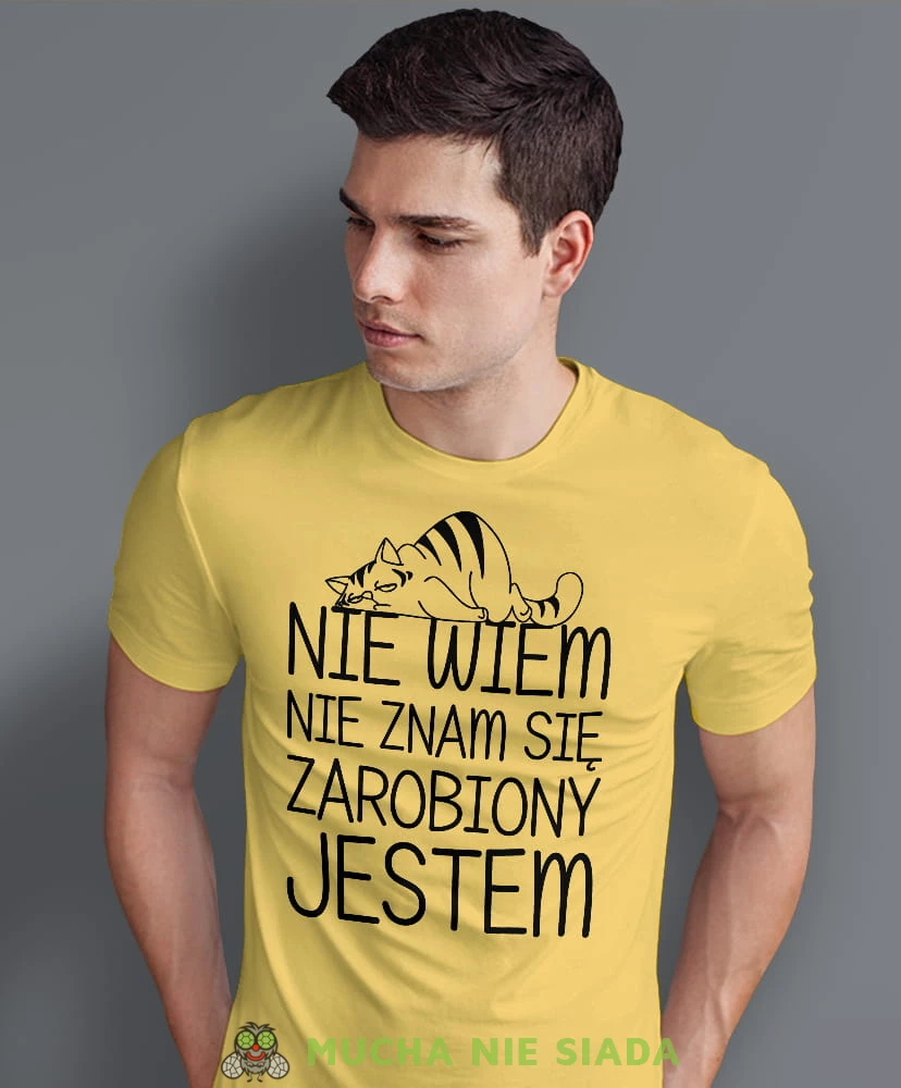 nie wiem nie znam się zarobiony jestem, żółta męska koszulka z nadrukiem na co dzień, na prezent, fajna koszulka.jpg