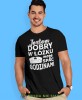 jestem dobry w łóżku mogę spać godzinami, czarna męska koszulka z nadrukiem na co dzień, na prezent, fajna koszulka, dla chłopaka, dla męża, mucha nie siada.jpg