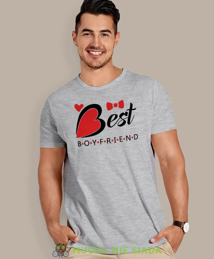 best boyfriend, szara męska koszulka z nadrukiem na co dzień, na prezent, fajna koszulka, dla chłopaka, dla męża, mucha nie siada.jpg