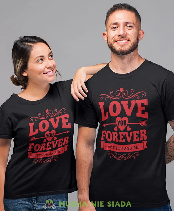 just you and me, czarne koszulki dla par, dla męża, dla żony, walentynki, fajne koszulki, t-shirty dla par, dla chłopaka, dla dziewczyny, prezent dla narzeczonego, prezent dla narzeczonej, mucha nie siada.jpg