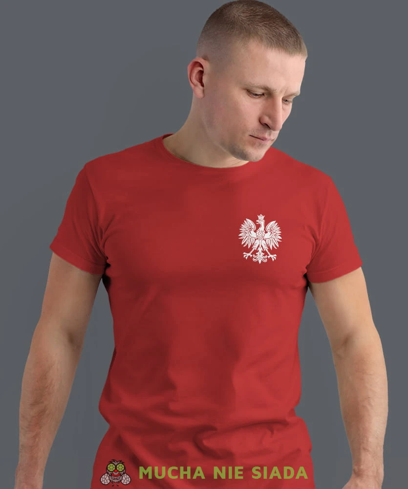 Polska, Orzeł Polski, imię, czerwona męska koszulka z nadrukiem, koszulka kibica, koszulki z grafiką patriotyczną, na prezent, koszulka Polska, koszulki Polski.jpg