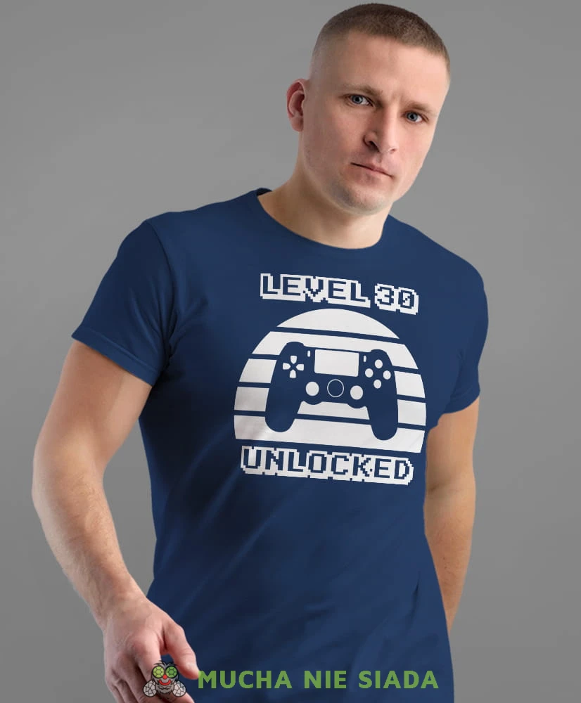 level unlocked, granatowa męska koszulka urodzinowa z nadrukiem na urodziny.jpg