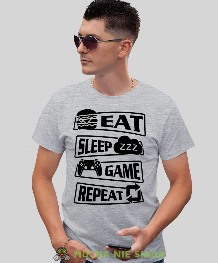 eat sleep game repeat, szara koszulka dla gracza, męska koszulka dla fanów gier komputerowych, koszulki dla graczy, video gry, konsola do gier, gry komputerowe, pad, mucha nie siada, mns.jpg