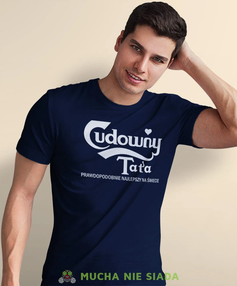 Cudowny tata, granatowa koszulka, dzień taty, koszulka dla ojca, koszulka na dzień ojca, t-shirt dla taty, prezent dla taty, koszulka męska, mucha nie siada.jpg
