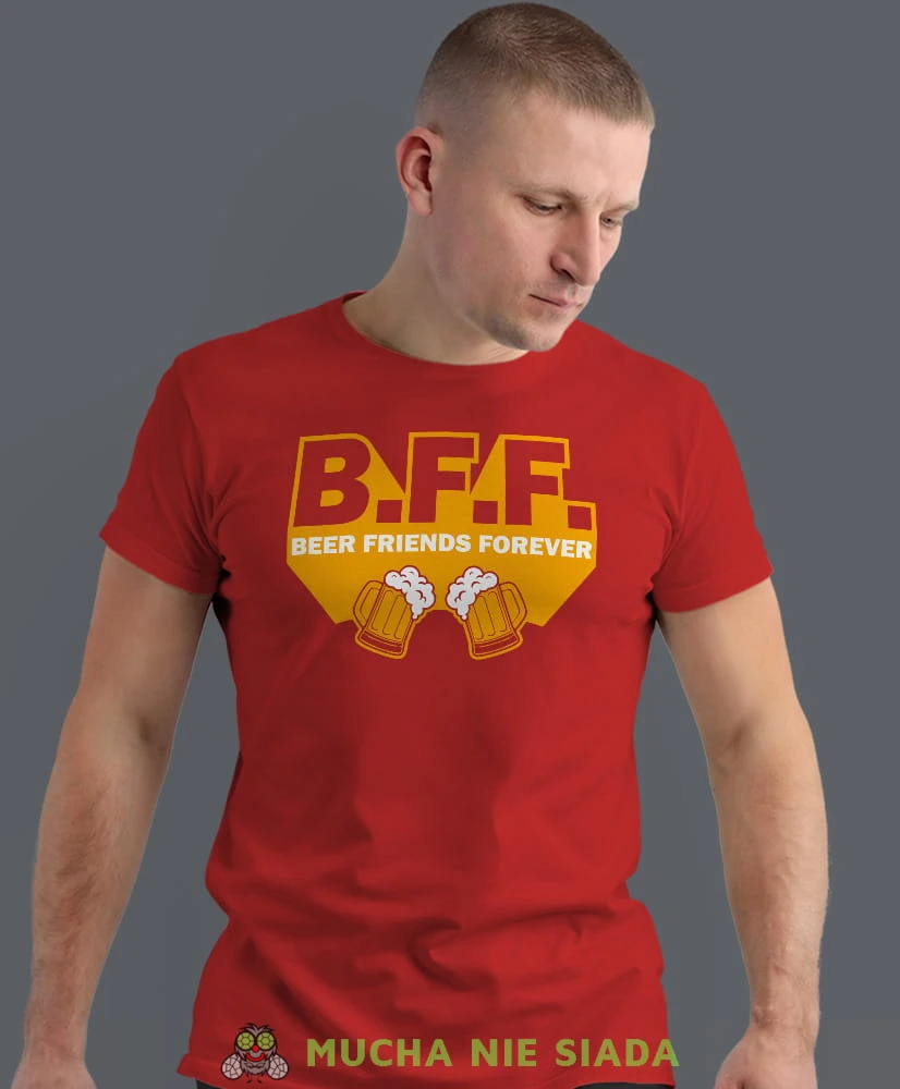 beer friends forever, czerwona męska koszulka z nadrukiem na co dzień, na prezent, fajna koszulka, dla chłopaka, dla męża, mucha nie siada opis.jpg