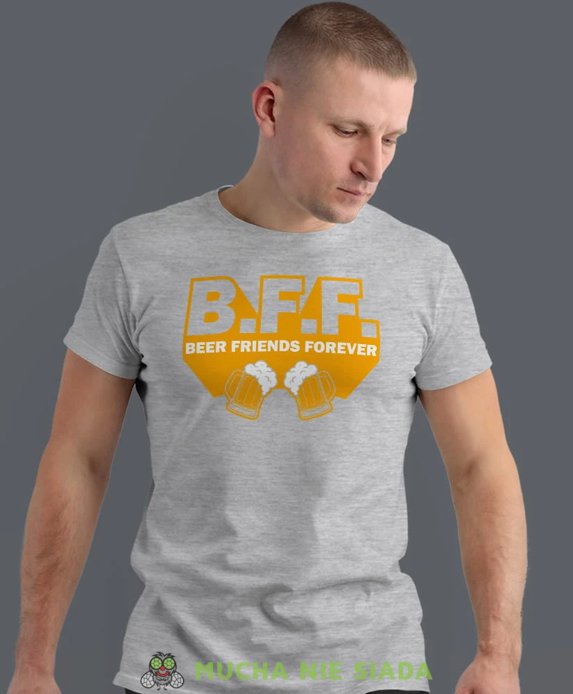 beer friends forever, szara męska koszulka z nadrukiem na co dzień, na prezent, fajna koszulka, dla chłopaka, dla męża, mucha nie siada opis.jpg