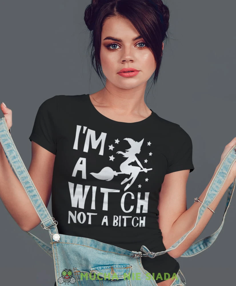 i'm a witch not a bitch, czarna damska koszulka z nadrukiem na prezent dla dziewczyny dla żony.jpg
