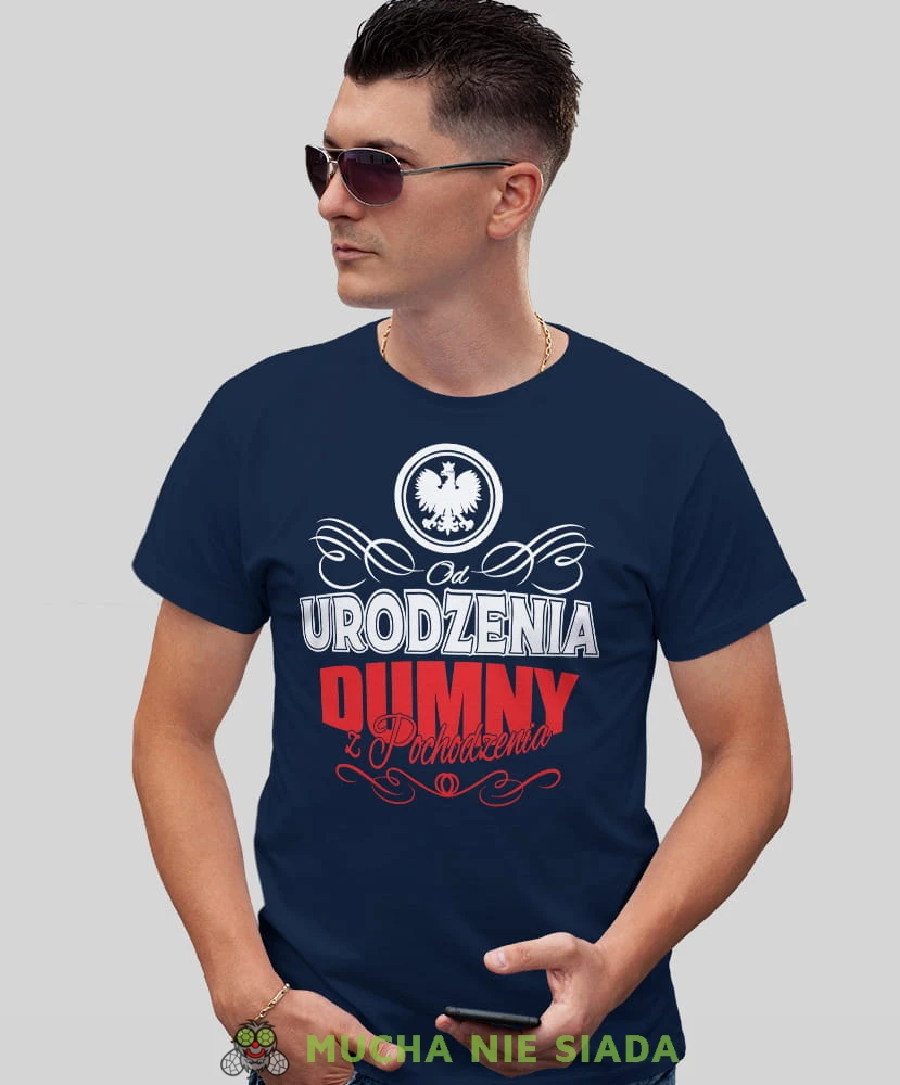 od urodzenia dumny z pochodzenia, granatowa męska koszulka, koszulka patriotyczna, koszulki z grafiką patriotyczną, dla mężczyzny, orzeł polski, koszulka Polska, koszulki Polska.jpg