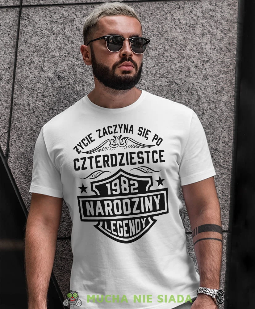 życie zaczyna się po 20, 30, 40, 50, 60, 70, 80 narodziny legendy, biała męska koszulka urodzinowa, na urodziny, na prezent, fajna koszulka, dla chłopaka, dla męża, mucha nie siada, mns.jpg