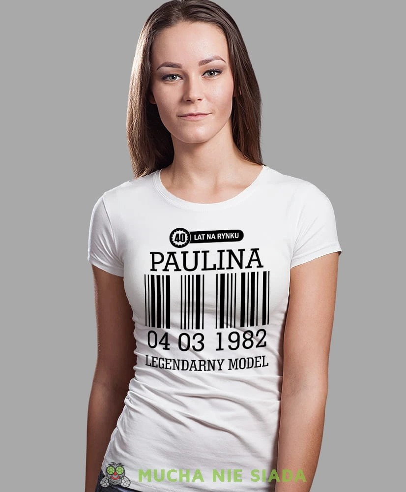 20 30 40 50 60 70 80 lat na rynku Legendarny model, biała damska koszulka urodzinowa z nadrukiem, na urodziny, na prezent, dla niej, mucha nie siada, mns.jpg