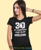 Po 20 30 40 50 60 70 80 czuję się jak królowa, czarna damska koszulka urodzinowa z nadrukiem, na urodziny, na prezent, dla niej, mucha nie siada, mns.jpg