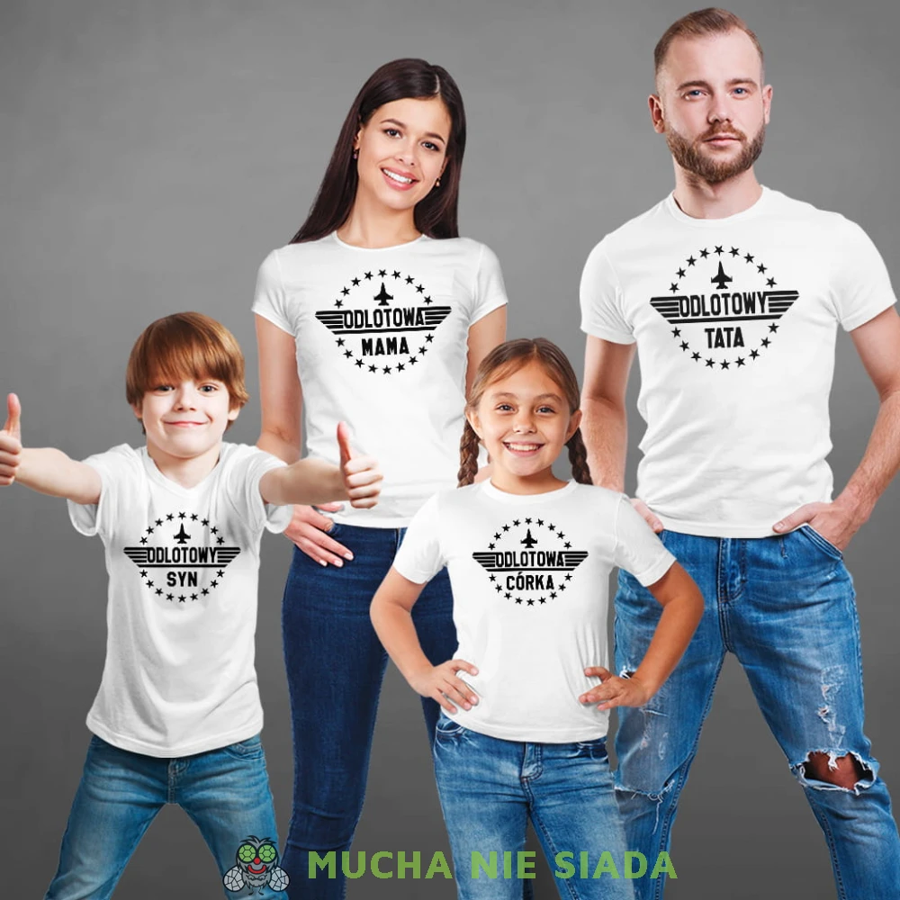 Odlotowa Rodzina, mama, tata, syn, córka, białe koszulki rodzinne, friends styl, na prezent, fajne koszulki, mucha nie siada, mns sklep.jpg