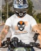 Gdy zakładam kask zaczynam inaczej patrzeć na świat, biała koszulka motocyklowa, motocykl, motocyklista.jpg